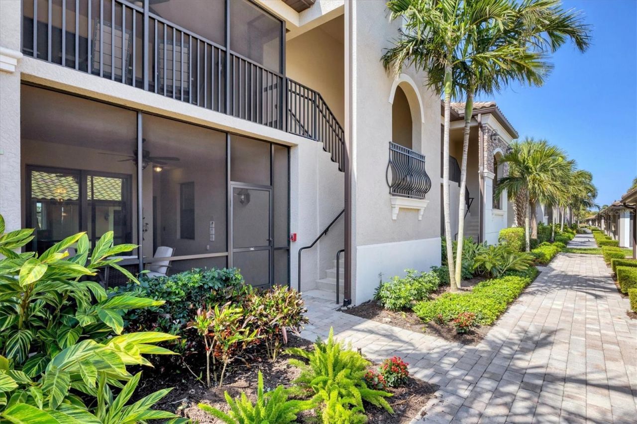 5624 Palmer Circle, Unit 105, Bradenton, FL 34211 Photo