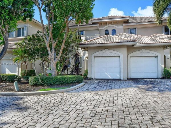 23 Royal Palm Way, Unit 16, Boca Raton, FL 33432