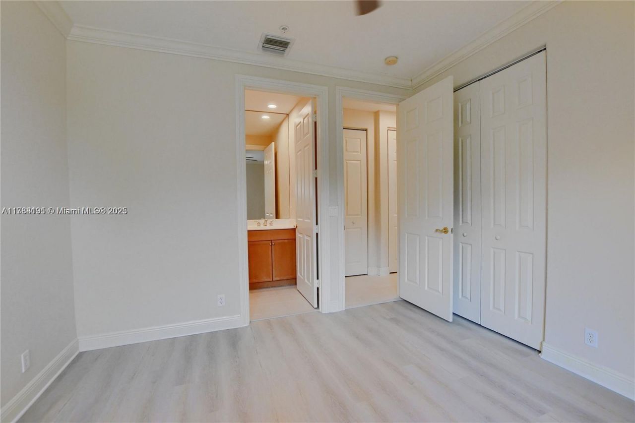 23 Royal Palm Way, Unit 16, Boca Raton, FL 33432 Photo