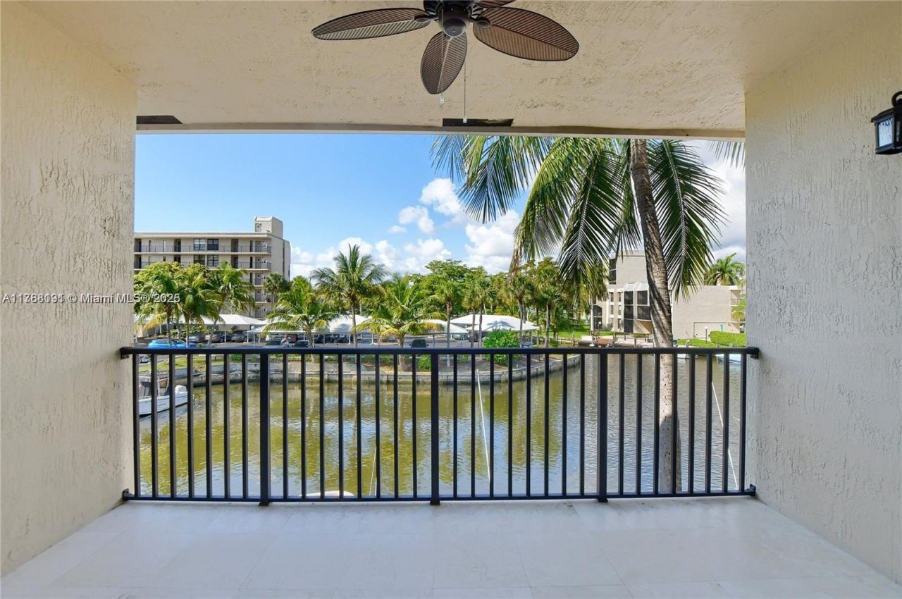 23 Royal Palm Way, Unit 16, Boca Raton, FL 33432 Photo
