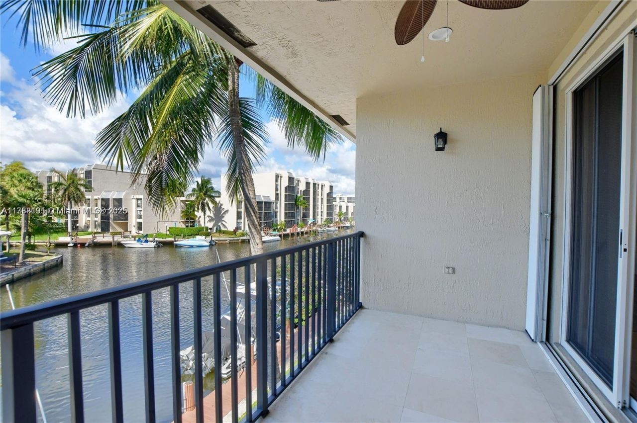 23 Royal Palm Way, Unit 16, Boca Raton, FL 33432 Photo