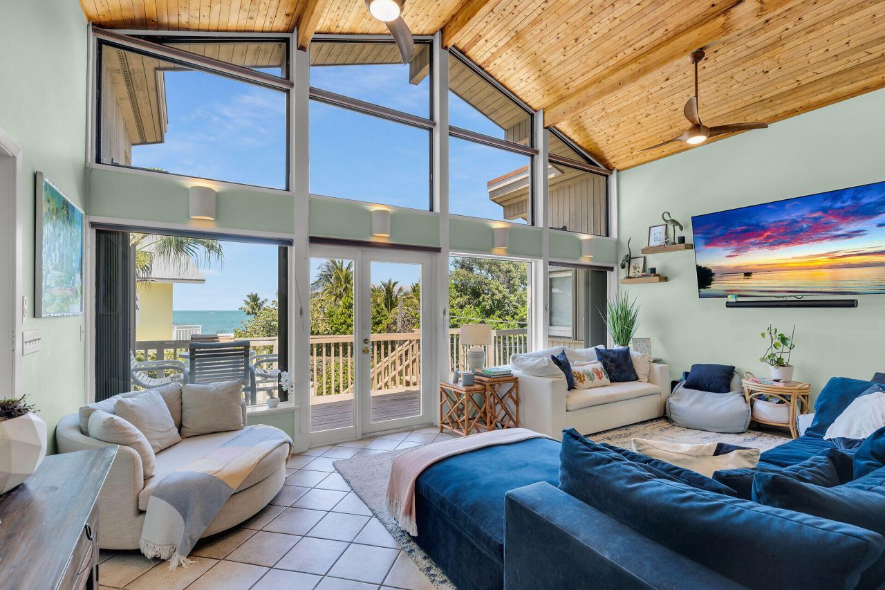 82762 Overseas Highway, Unit 3, Islamorada, FL 33036 Photo