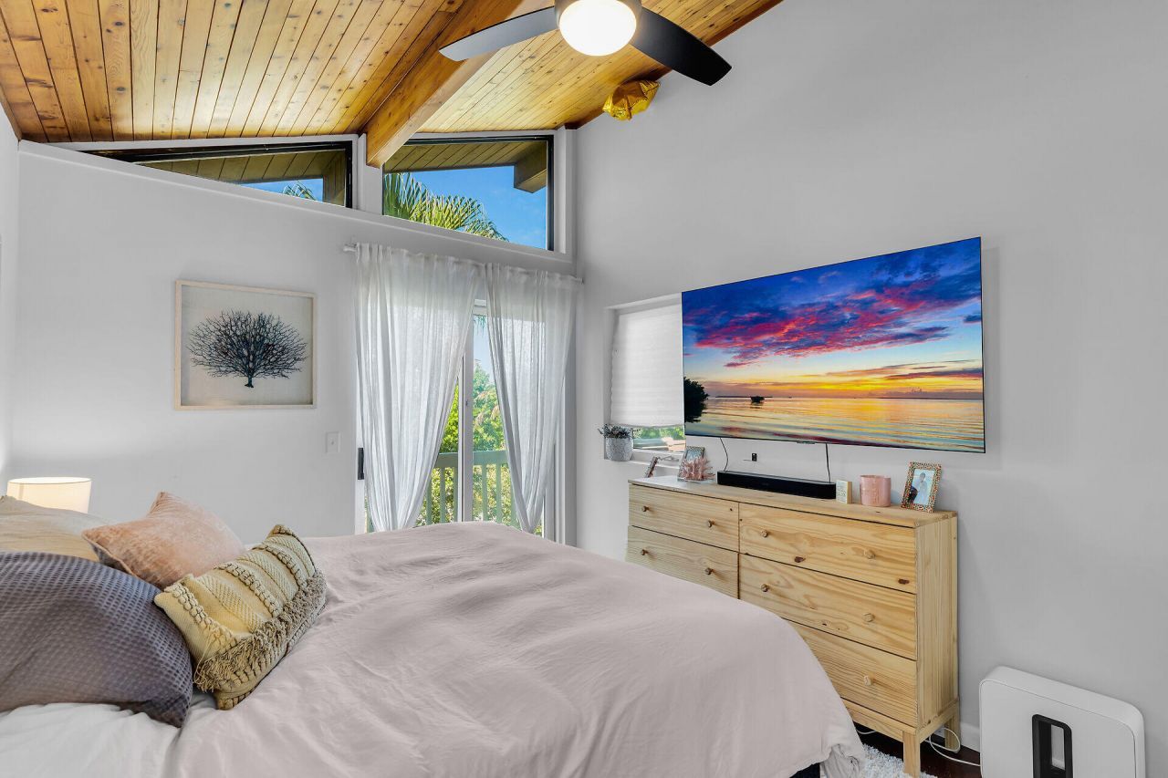 82762 Overseas Highway, Unit 3, Islamorada, FL 33036 Photo