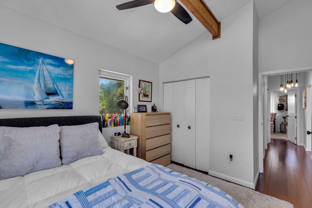 82762 Overseas Highway, Unit 3, Islamorada, FL 33036 Photo