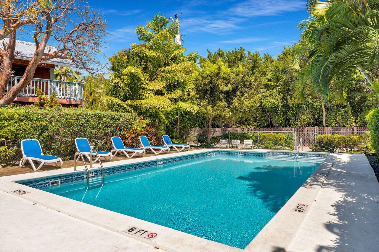 82762 Overseas Highway, Unit 3, Islamorada, FL 33036 Photo