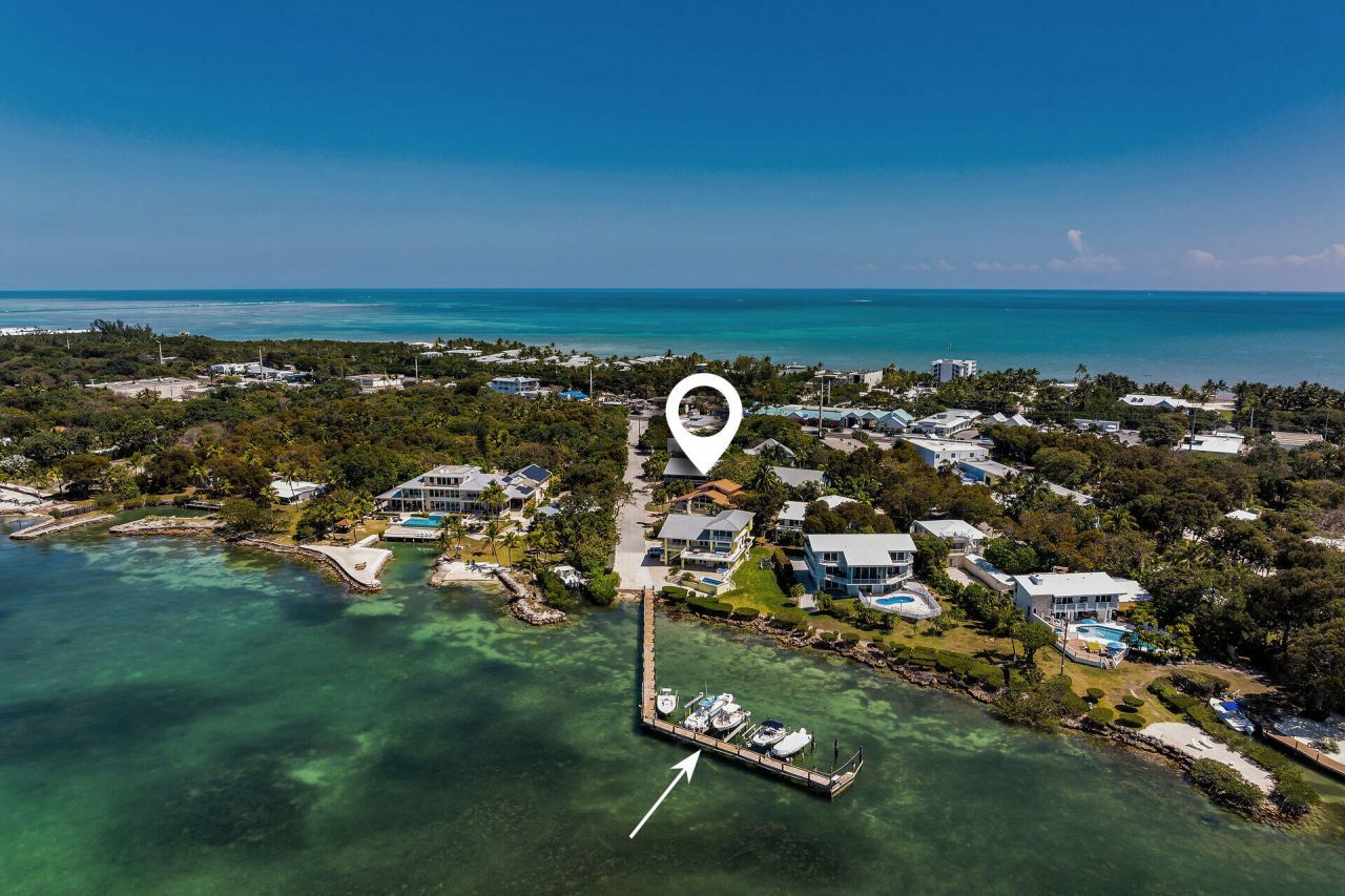 82762 Overseas Highway, Unit 3, Islamorada, FL 33036 Photo