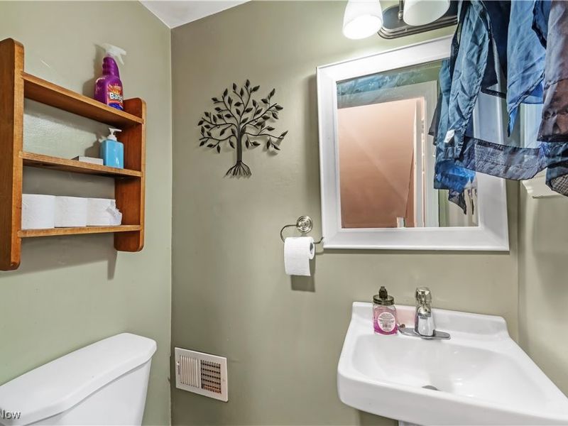 1606 Laclede Road, South Euclid, OH 44121 Photo 17