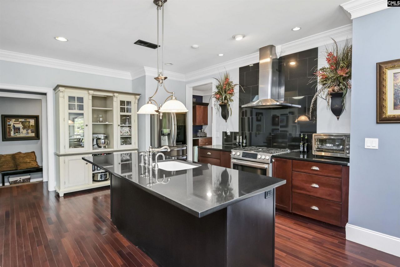 808 Island Point Lane Photo 14