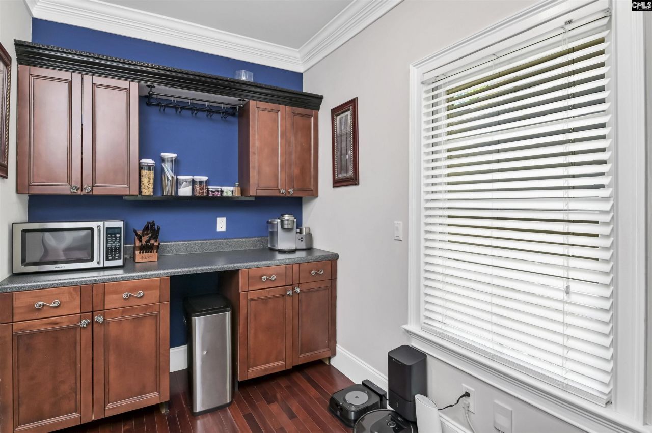 808 Island Point Lane Photo 18