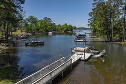 808 Island Point Lane photo 4