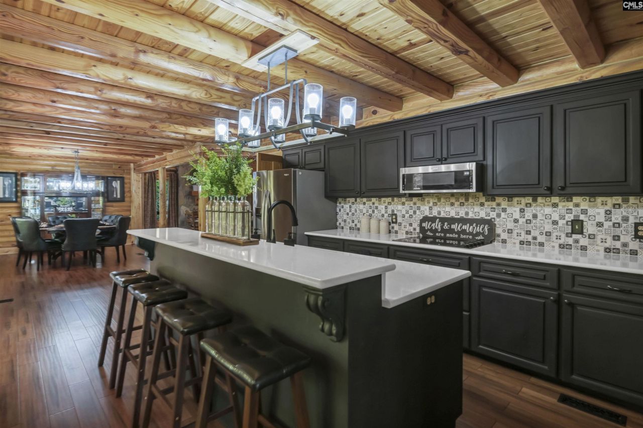 560 Beaver Creek Road Photo 12