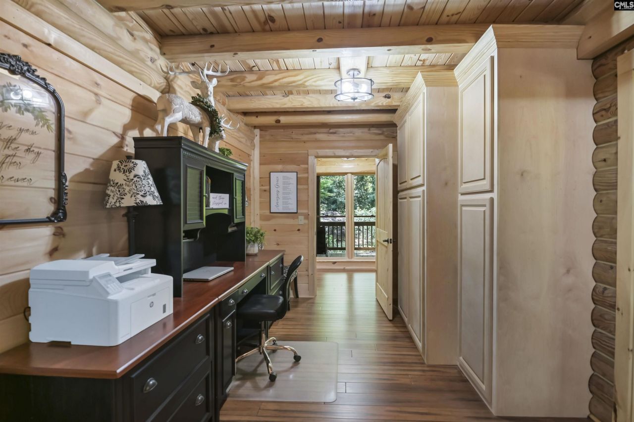 560 Beaver Creek Road Photo 31