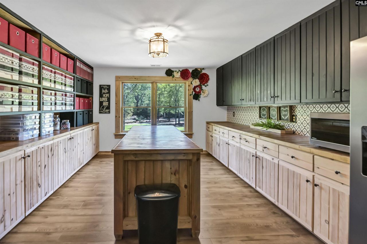 560 Beaver Creek Road Photo 32