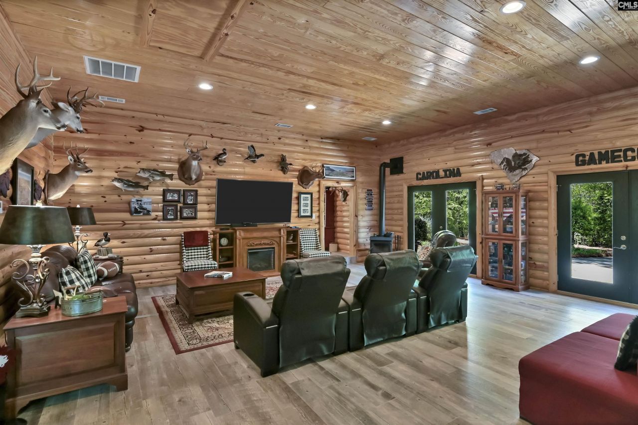 560 Beaver Creek Road Photo 34