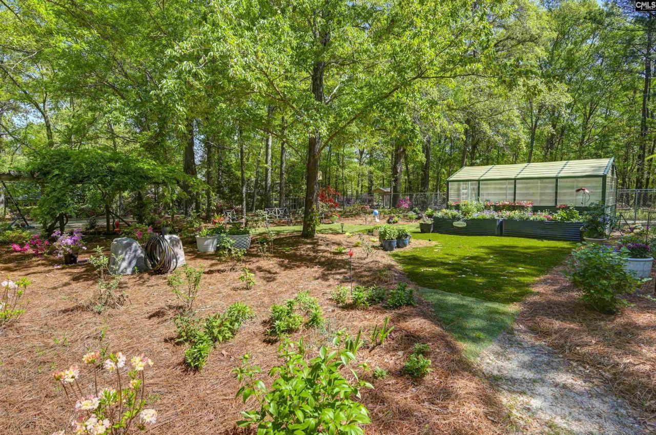 560 Beaver Creek Road Photo 51