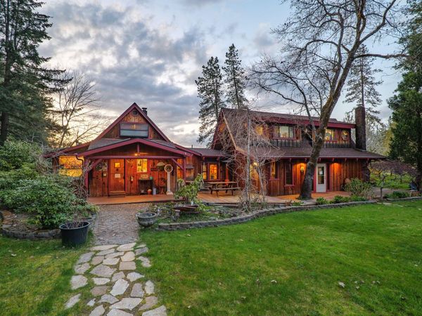 3305 Dick George Road, Cave Junction, OR 97523