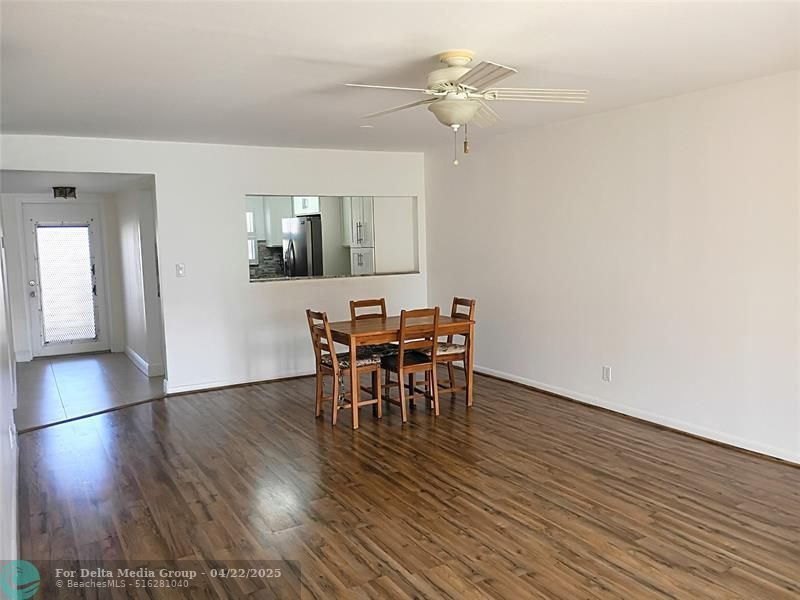 9481 Sunrise Lakes Boulevard, Unit 307, Sunrise, FL 33322 Photo