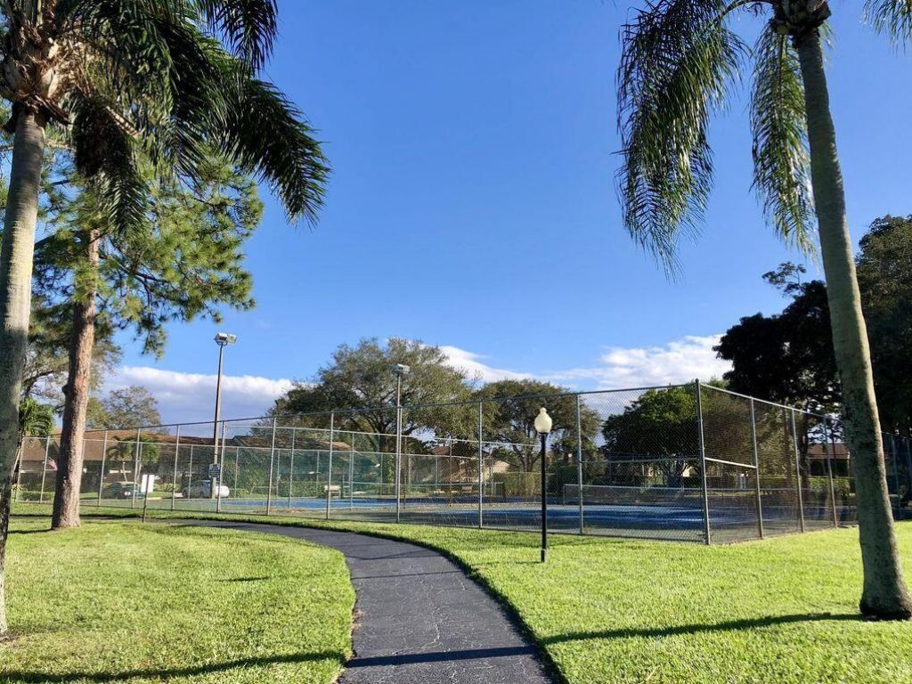 519 Shady Pine Way, Unit A2, Greenacres, FL 33415 Photo