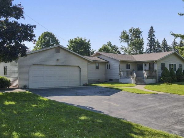 8144 Cairn Highway, Elk Rapids, MI 49629