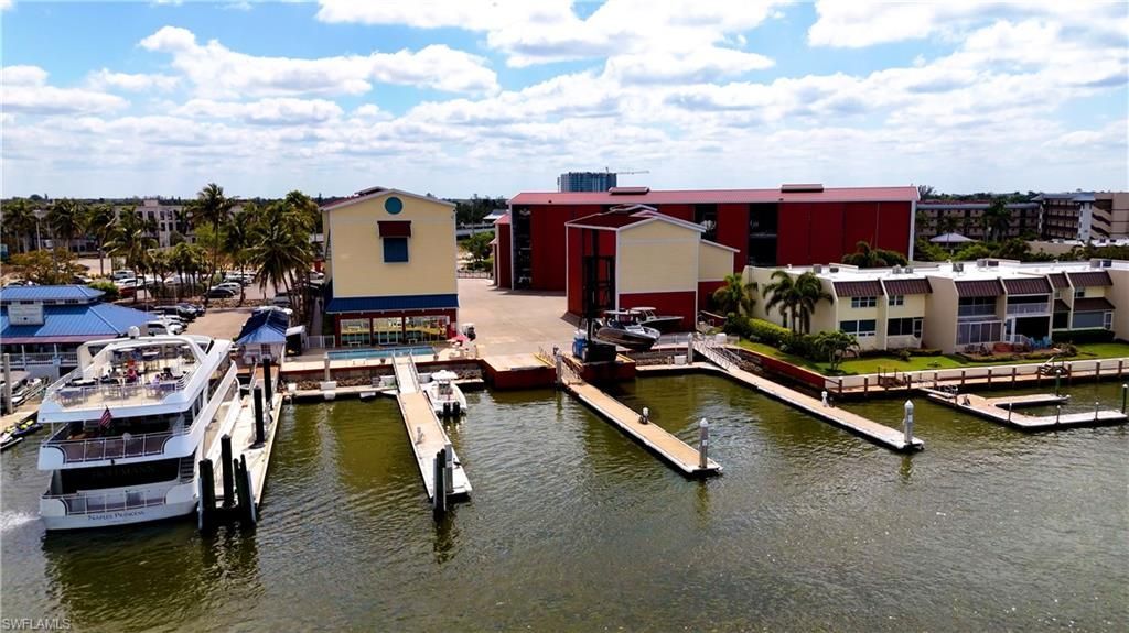 750 River Point A1-17 Dr, Unit A1-17, Naples, FL 34102 Photo