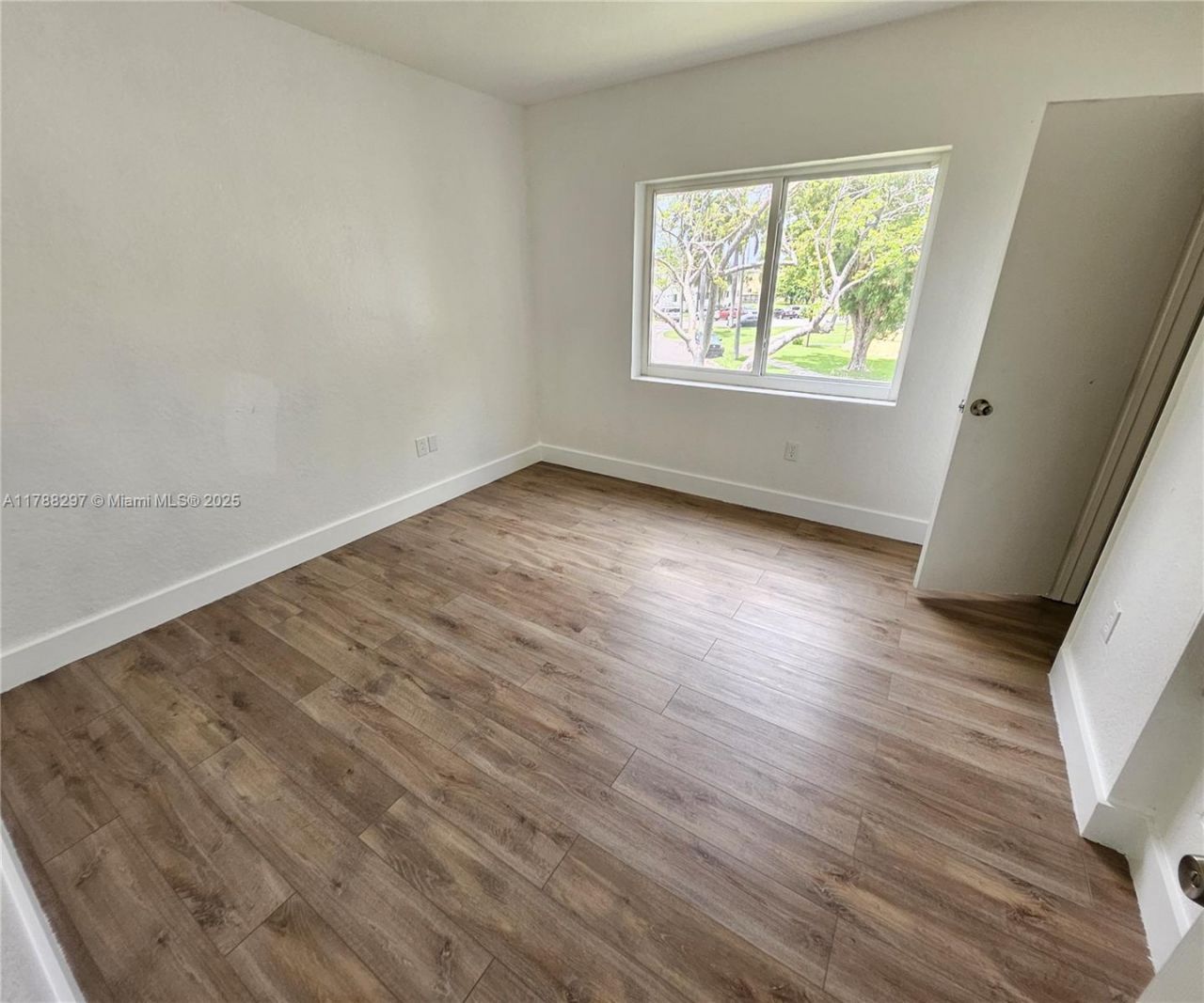 450 NW 84th St, Unit 450, Miami, FL 33150 Photo