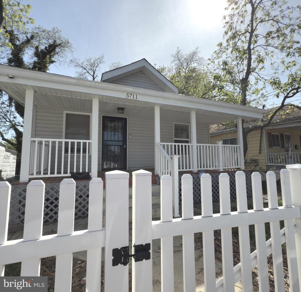 5711 J Street, Capitol Heights, MD 20743 Main Photo