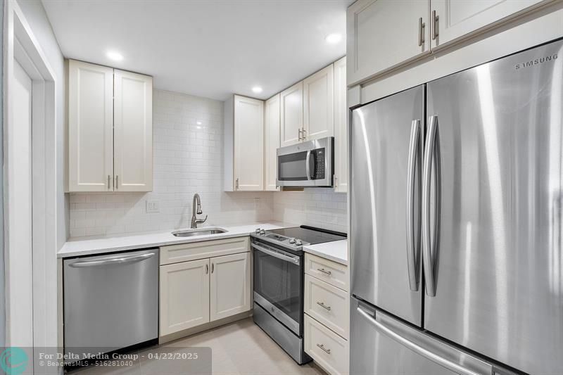 1505 N Riverside Drive, Unit 605, Pompano Beach, FL 33062 Photo