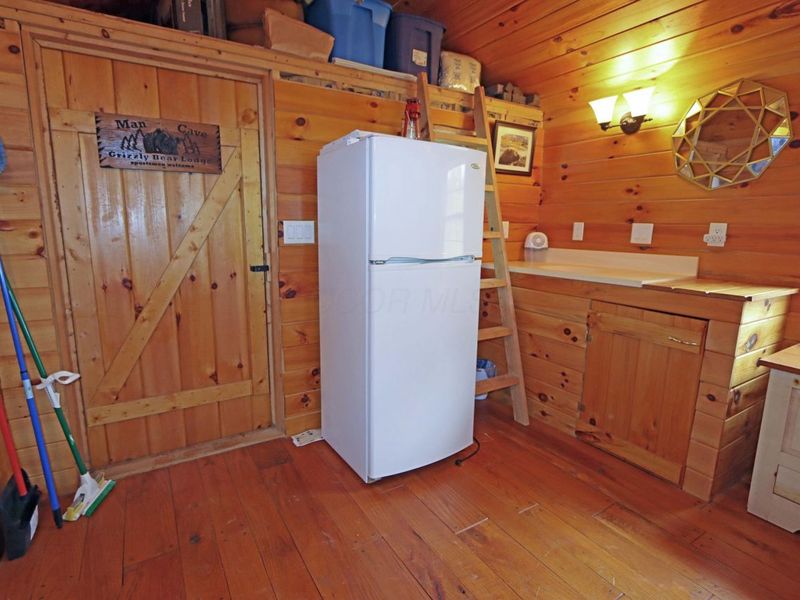 1011 Lee Hollow Road, Chillicothe, OH 45601 Photo 9