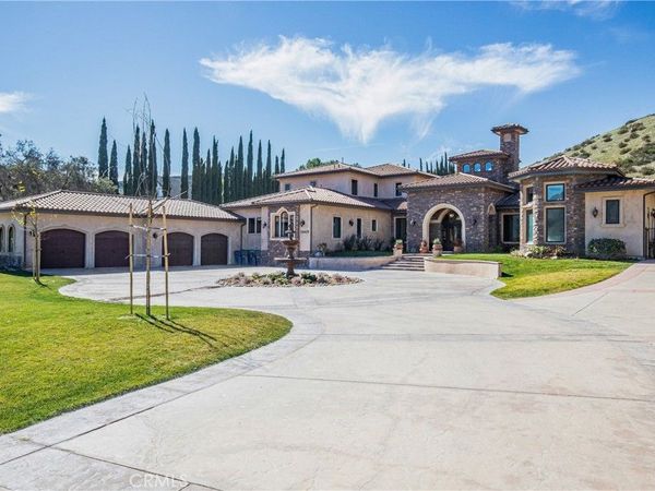 26829 Brooken Avenue, Canyon Country, CA 91387