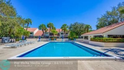 402 E Sea Oats Dr, Unit E, Juno Beach, FL 33408 Photo