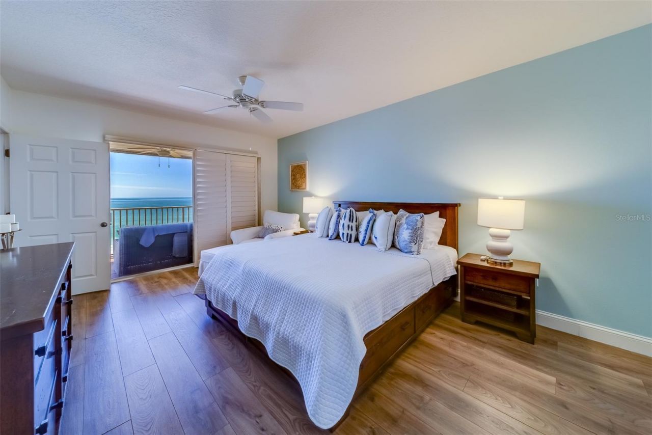 16500 Gulf Boulevard, Unit 355, North Redington Beach, FL 33708 Photo
