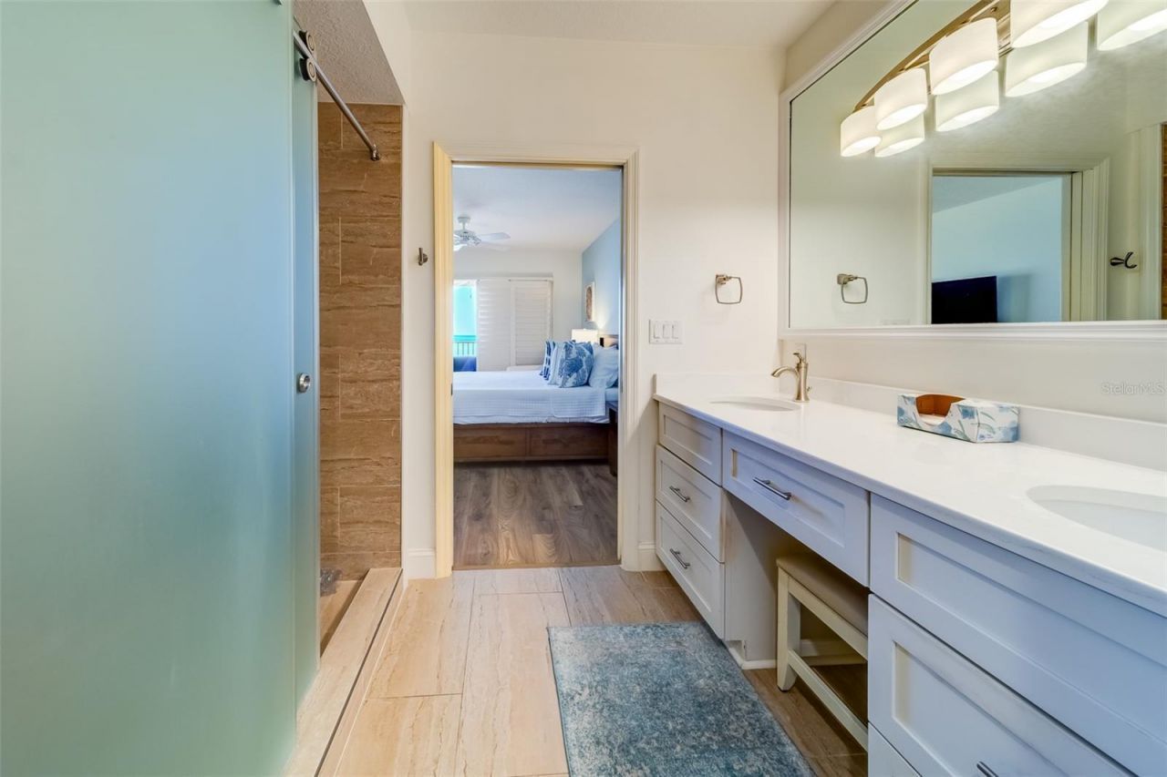 16500 Gulf Boulevard, Unit 355, North Redington Beach, FL 33708 Photo