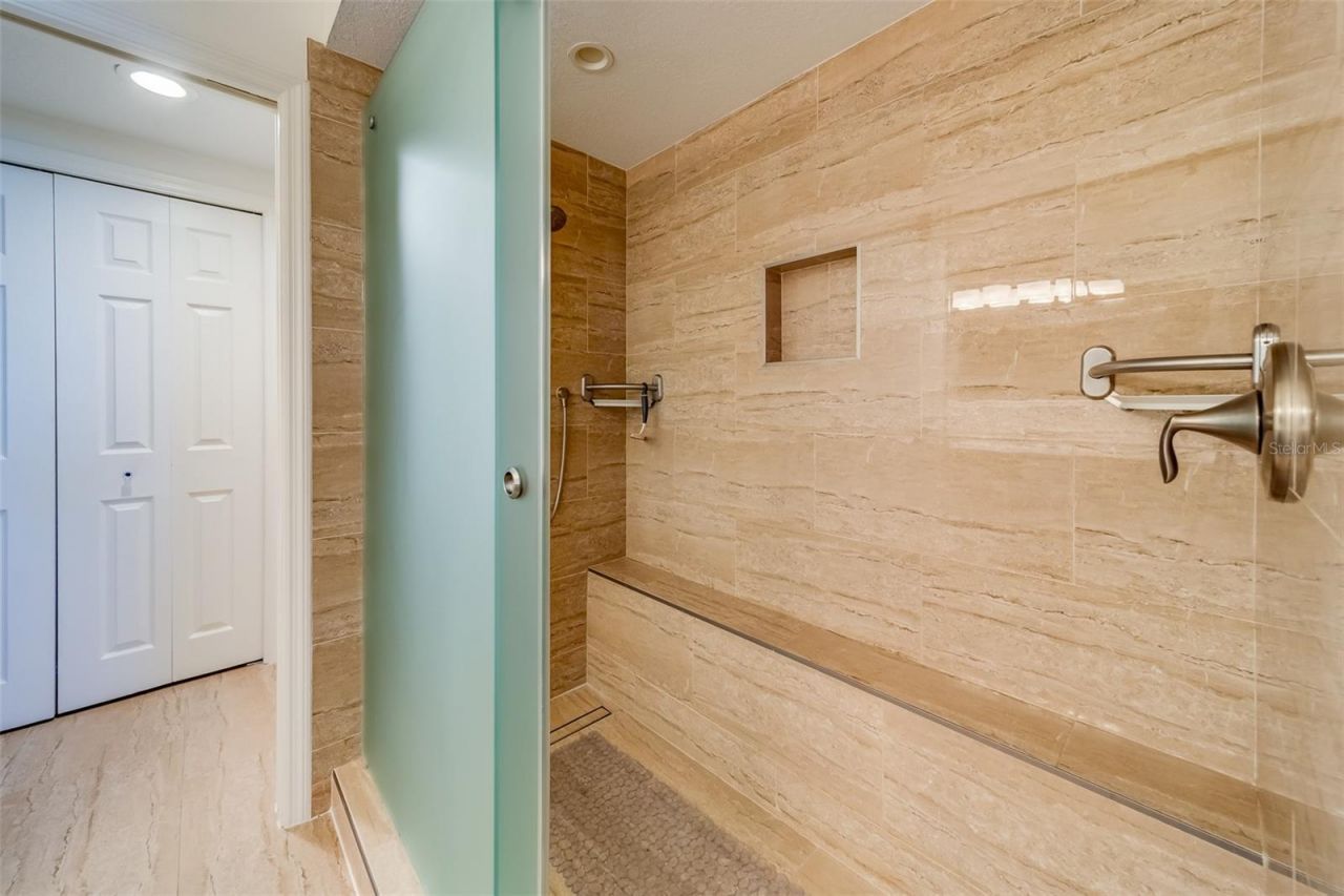 16500 Gulf Boulevard, Unit 355, North Redington Beach, FL 33708 Photo