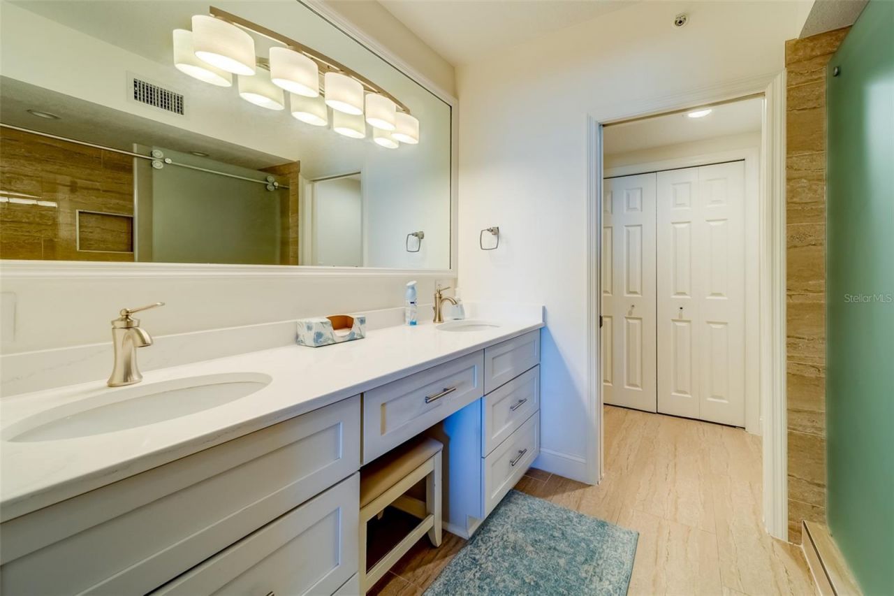 16500 Gulf Boulevard, Unit 355, North Redington Beach, FL 33708 Photo