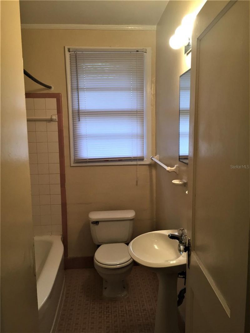 2703 NW 2nd Avenue, Gainesville, FL 32607 Photo