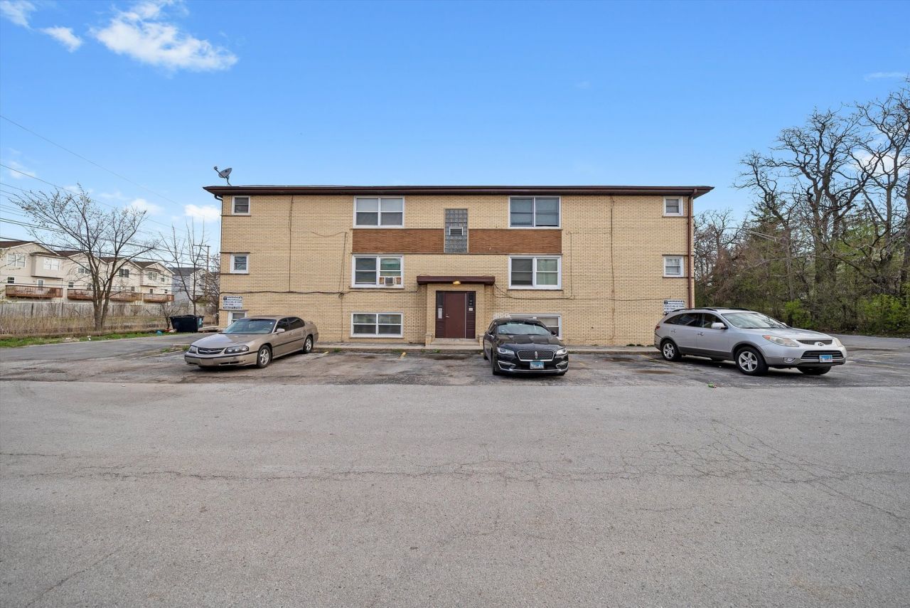 12456 Fairview Avenue, Blue Island, IL 60406