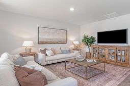 532 Duvall St. photo 4