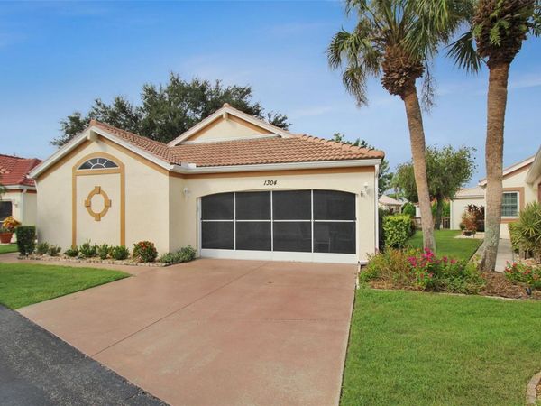 1304 CAPRI ISLES BOULEVARD, Unit 31, VENICE, FL 34292