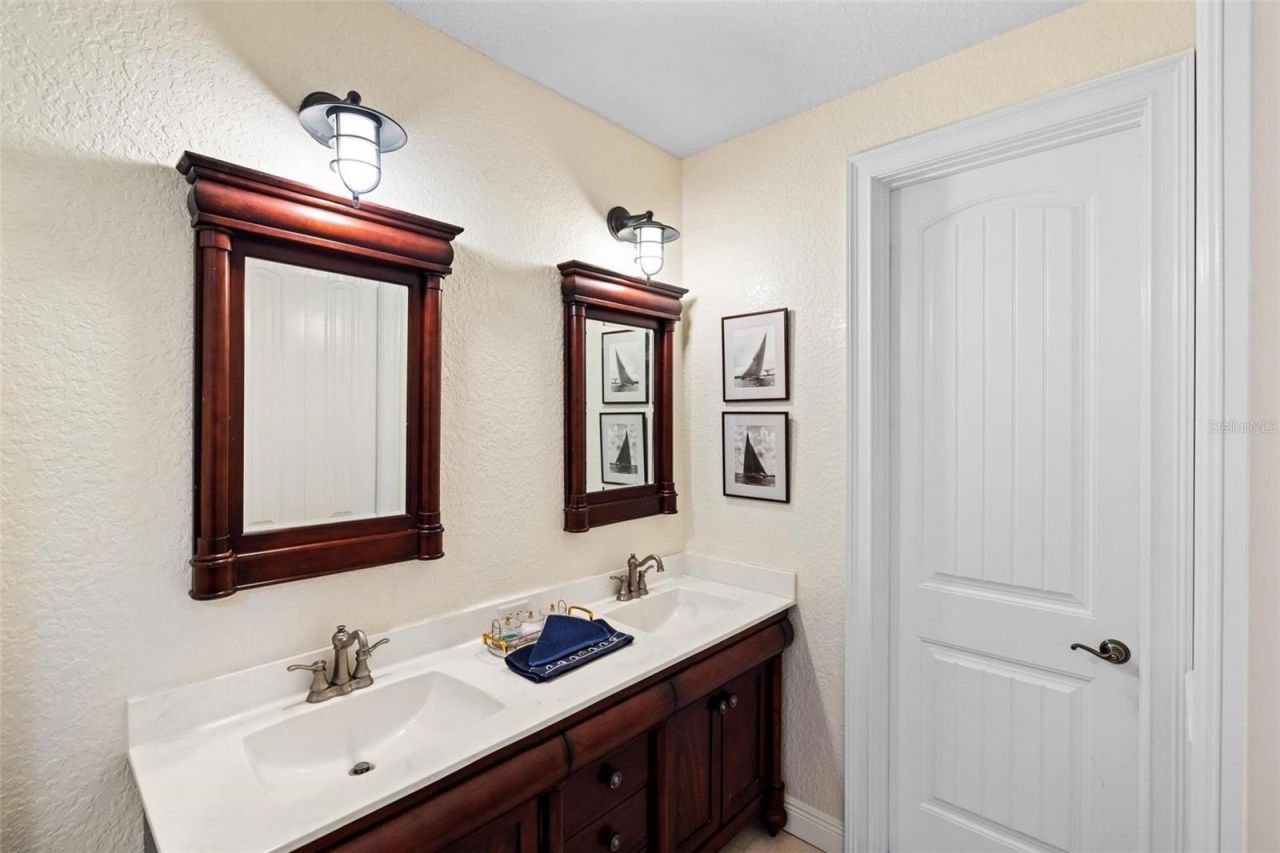 2750 Gocio Road Extension, Sarasota, FL 34235 Photo