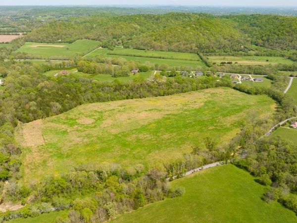 0 Pee Dee Branch Rd, Cottontown, TN 37048