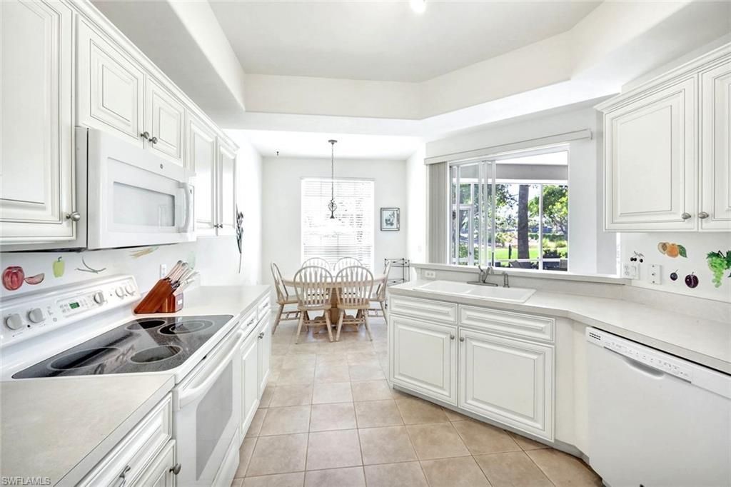 2190 Arielle Dr, Unit 903, Naples, FL 34109 Photo