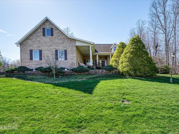 141 Mountain View Drive, Crossville, TN 38558