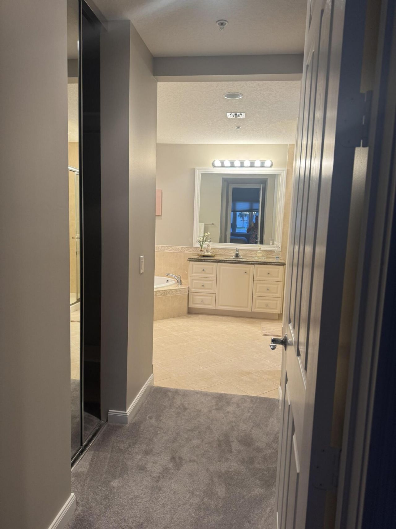 16 Harbour Isle Drive, Unit 106, Fort Pierce, FL 34949 Photo