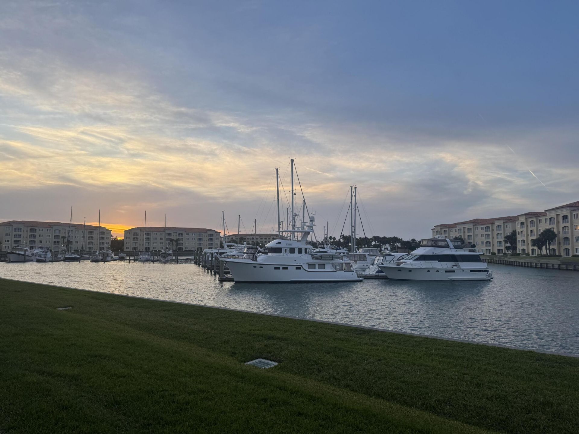 16 Harbour Isle Drive, Unit 106, Fort Pierce, FL 34949 Photo