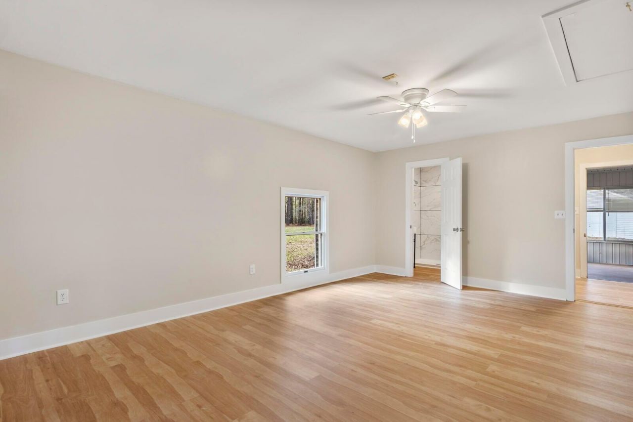 298 Summerset Lane Photo 20