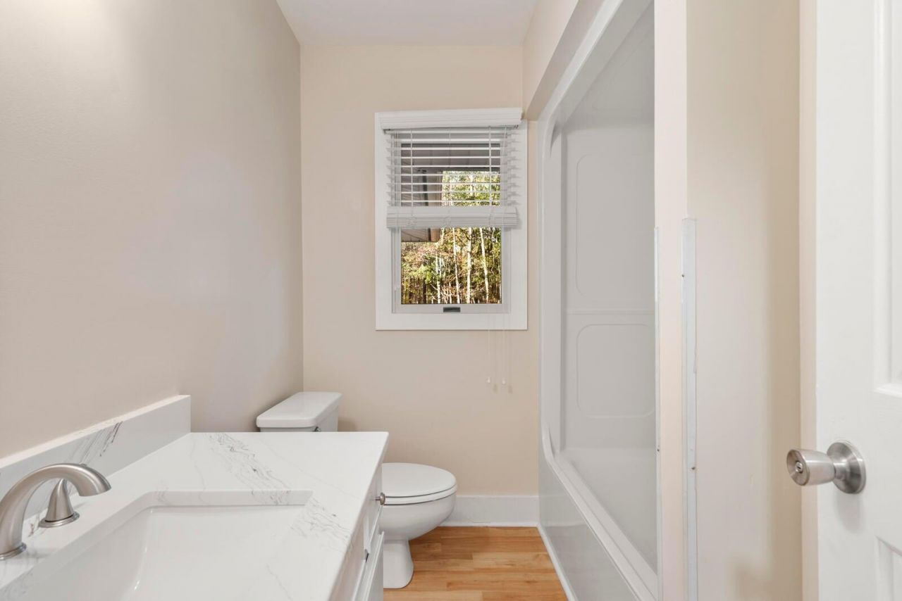 298 Summerset Lane Photo 29