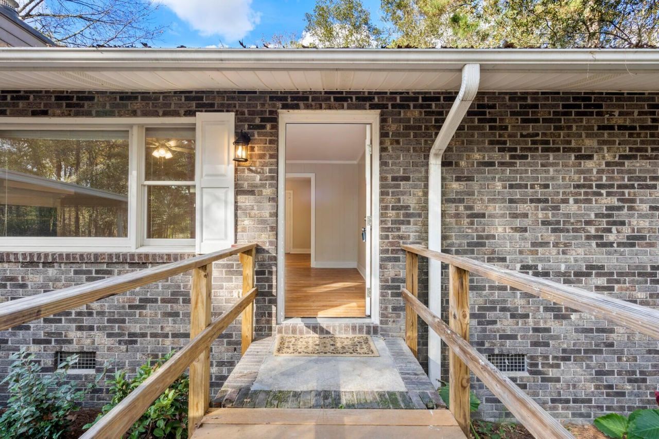 298 Summerset Lane Photo 3