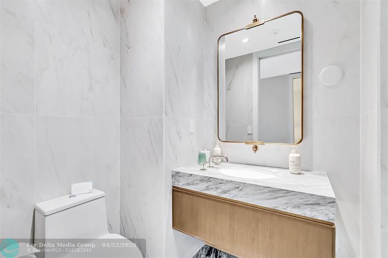 525 N Fort Lauderdale Beach Boulevard, Unit 1607, Fort Lauderdale, FL 33304 Photo