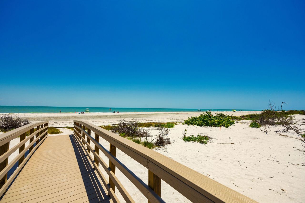 503 E Gulf Dr, Unit A, Sanibel, FL 33957 Photo