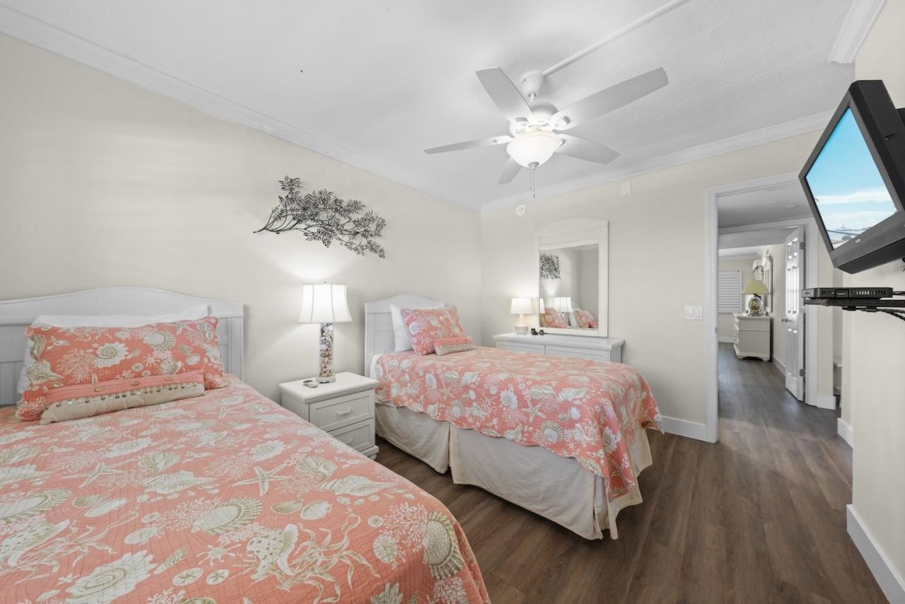 2230 Camino Del Mar Dr, Unit 1C4, Sanibel, FL 33957 Photo